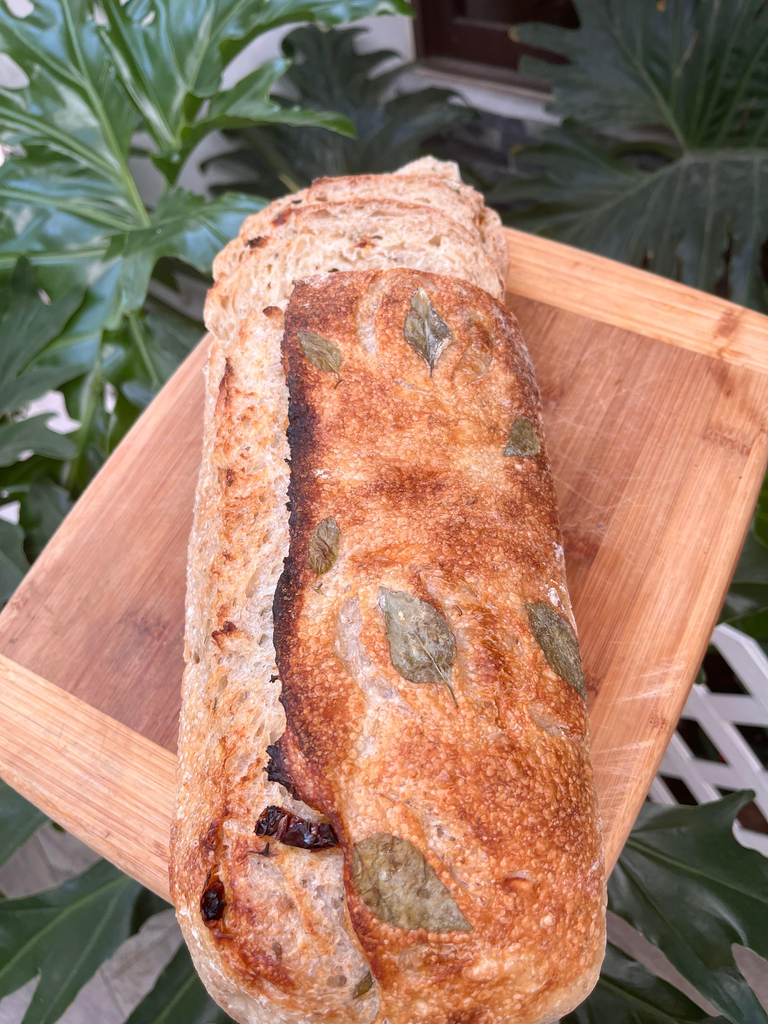 Hogaza Parmesano Albahaca (Redonda)